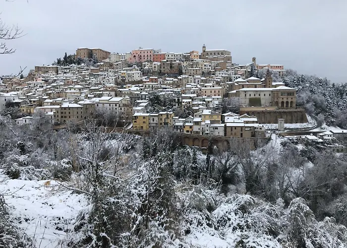 Vakantiehuis Casetta D'arte Loreto Aprutino